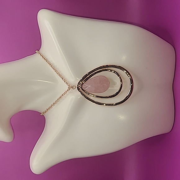 Long semi precious necklace in rose gold tone made by Sonoma. - Picture 1 of 11